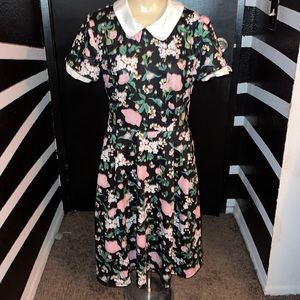 Smak Parlour Black floral dress w/ white collar